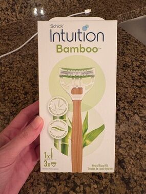 Schick Intuition Bamboo Hybrid Razor Kit